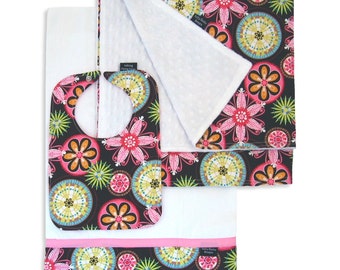 Juego de manta receptora Carnival Bloom: manta, babero y paño para eructar