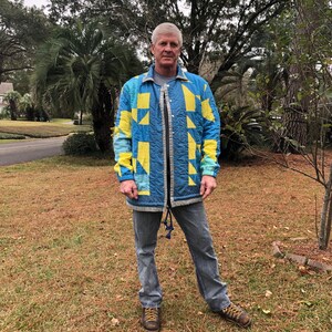 Men's Quilt Coat Jacket made with vintage handmade quilt size XL / XXL Happy Campers of the South QC24 image 5