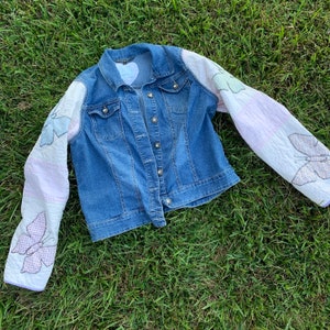 Fall jacket with vintage butterfly quilt sleeves and thrifted denim jacket body XL image 2