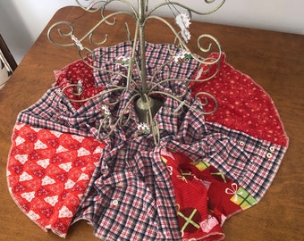 Christmas tree skirt from plaid flannel shirt and fabric scraps
