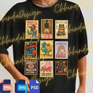 Puede incluir: Camiseta negra con una serie de diseños de sellos postales caprichosos. Los sellos muestran ilustraciones como un dinosaurio, un gato y una rosquilla, cada uno con su propio texto. La camiseta tiene cuello redondo.