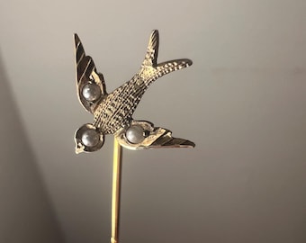 ANTIQUE Late Victorian Swallow Bird Stick Pin