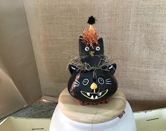 PRIMITIVE CAT in ceramic CAT-Halloween-Decor-Cat Decor