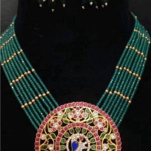 Beautiful Jadau Kundan Haram with matching earrings. Indian jewellery in USA. Wedding/Bridal jewellery.