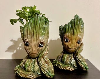 Personaje GROOT de los guardianes de la galaxia