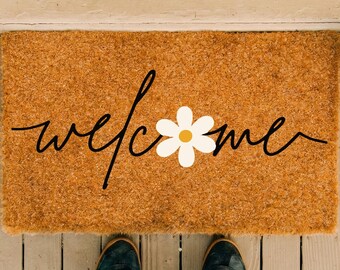 Daisy Welcome Doormat, Flower Doormat, Floral Door Mat, Spring Welcome Mat, Front Door Decor, Spring Porch Decor, Home Entryway Door Rug