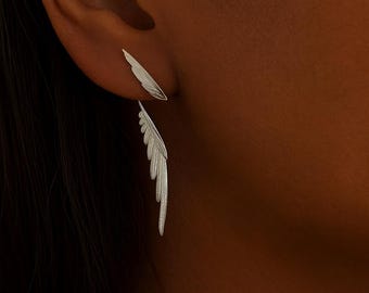 天使の羽のイヤリング、女性用フェザーダングルドロップイヤリング、合金製ステートメントジュエリー、レトロファッションギフト、ユニークな天体スタイル