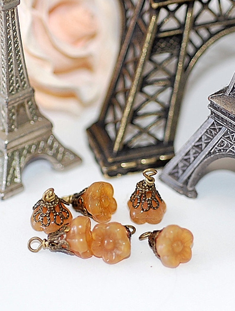 Caramel Blossom czech crystal glass bronze beadcaps bead dangle pendant vintage image 1