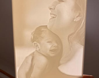 Custom Photo to lithophane, Elegant Night Light, Birthday Gift, Valentine's Gift,