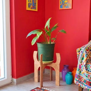 Soporte para plantas de estilo moderno de mediados de siglo, elevador para macetas de interior, soporte para plantas de interior, decoración de madera para el hogar, elevador para macetas de interior