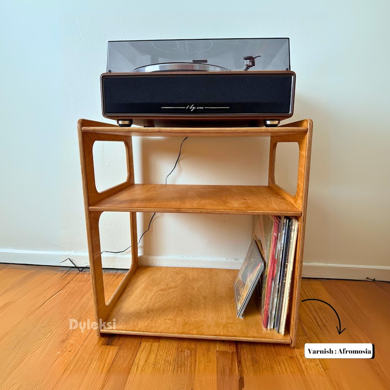 Vinyl Storage, Turntable Station