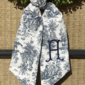 Toile with Initial Wreath Sash
