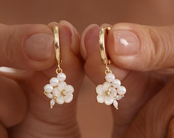 Dainty Flower Drop Earrings, Mother of Pearl Floral Dangle Earrings, Elegant Flower Earrings, Bridesmaid Gift for Her, Birthday Gift for Mom