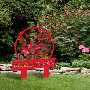 Custom Garden Name Sign, Butterfly & Flower Garden Sign, Personalized Metal Garden Decor, Outdoor Yard Decor, Perfect Garden Gift.