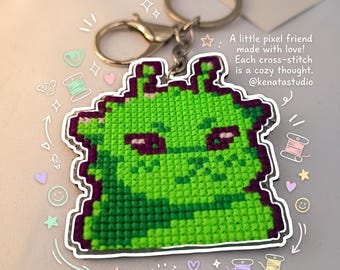 Green Alien Cat Cross Stitch Keychain, Handmade Pixel Art Bag Charm, Sewing Thread Accessory