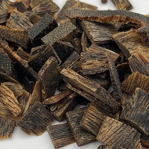 Ky Hai Nam (Hainan Kyara) Wild Agarwood chips | sinking 95% | Premium Vietnam Agarwood | Strong woody combined with sweet aroma