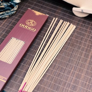 Natural Vietnamese Agarwood Incense Sticks – Pack of 100