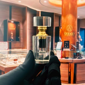 Luxury Pure Oud Oil - Quality Vietnamese Agarwood Oil - Oud Wood Essential oil Grade A | Perfect for Gifting 1ml