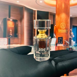 Premium Pure Oud Oil - Quality Vietnamese Agarwood Oil - Oud Wood Essential oil Grade A | Perfect for Gifting 1ml