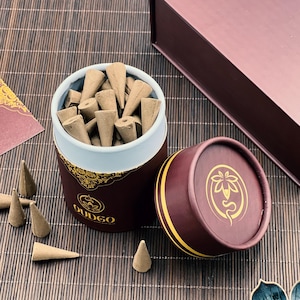 Organic Vietnam Agarwood Incense Cones | Natural & Pure | Gently Sweet Aroma | Red Lotus Grade | Perfect Gift IC002