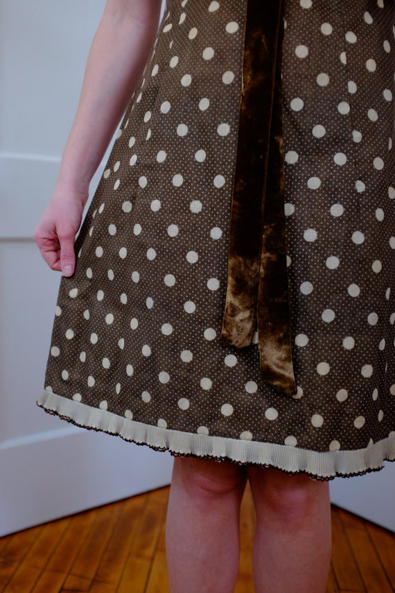 Minx Modes Brown Ruffle Polka Dot and Velvet Slee… - image 3