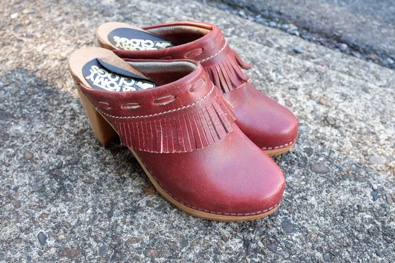 Anatomy Mules Euro 37 Wooden Heels Leather Fringe Size 7