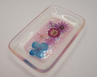 Flower tray, floral tray, resin tray with flowers, small resin tray, resin catchall, jewelry dish, jewelry tray