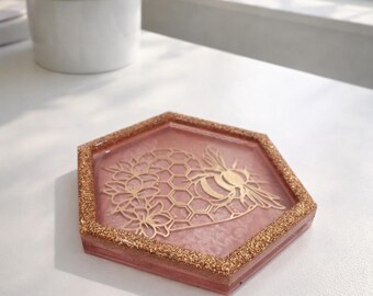 Bee themed ring dish, trinket dish, jewelry dish, resin tray, resin jewelry dish, gold bee tray, small resin catchall, honey bee
