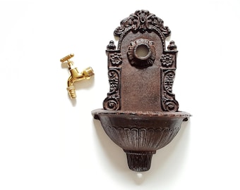 Cast Iron Wall Fountain with Brass Faucet Tap, Garden Fountain Metal Wall Sink, Patio & Garden Wall Ornament Outdoor Decoration Wall Planter
