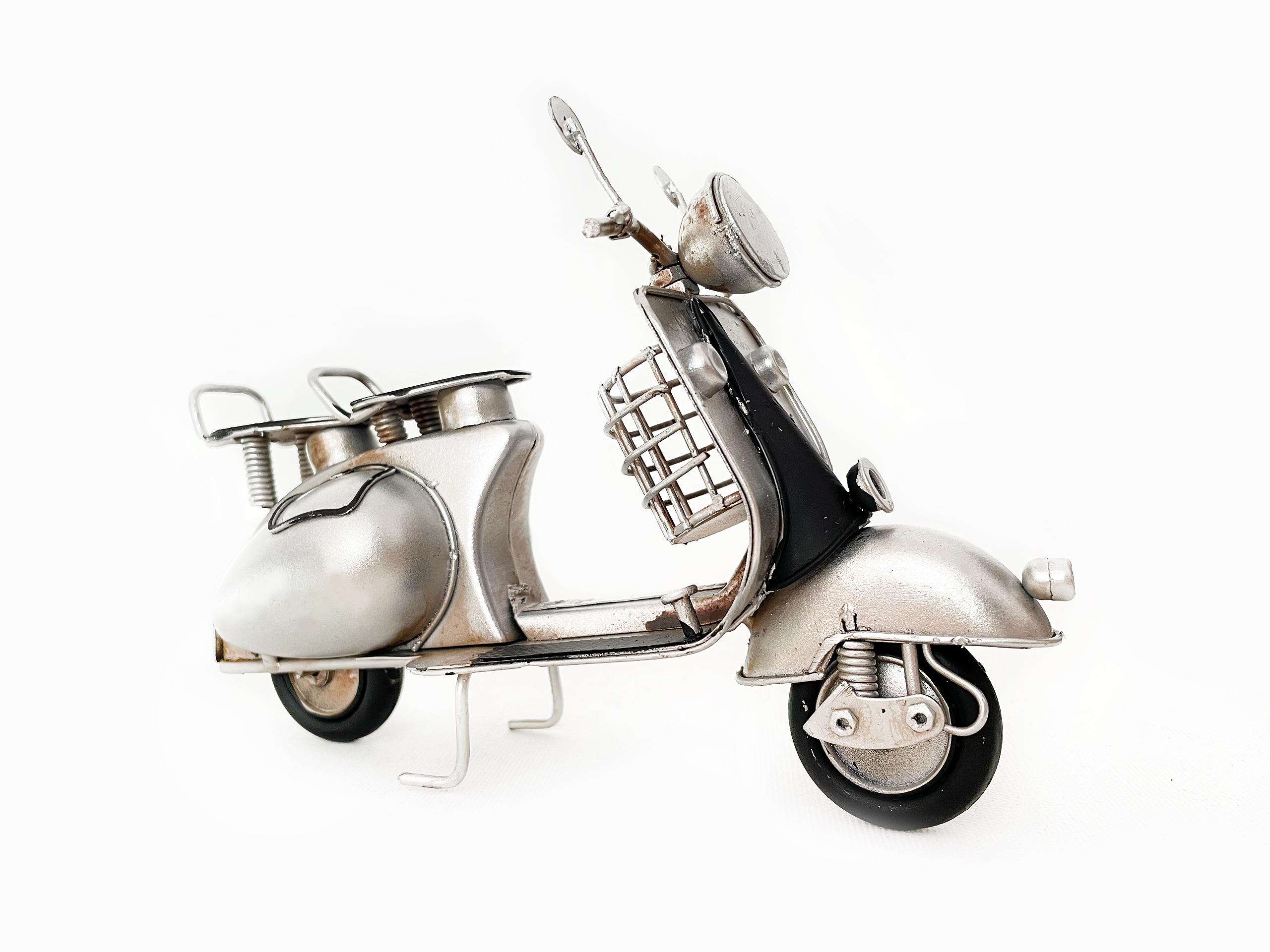 ベスパ　クラシック シルバー スクーター 模型 ベスパ クラシック シルバー スクーター 模型 ベスパ クラシック