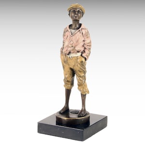 Bronze Sculpture of Whistling Boy on Marble Base, School Boy Statue Modern Bronze Statue Pop Art Figurine Interior Design Boho Art Gift Idea