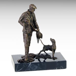 Bronze Sculpture of Hunter with Dog on Marble Base, Hunter and Hound Bronze Statue, Hunting Trophy Metal Sculpture Housewarming Gift Decor