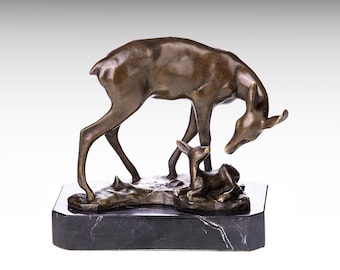 ブロンズ製の鹿と子鹿の彫刻：自宅やオフィスの装飾に最適な、バリーに