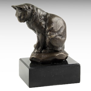 Sitting Cat Bronze Sculpture Art, Vintage Bronze Statue on Marble Base, Pet Animal Figurine Gift, Mid Century Modern Cat Statue Home Decor