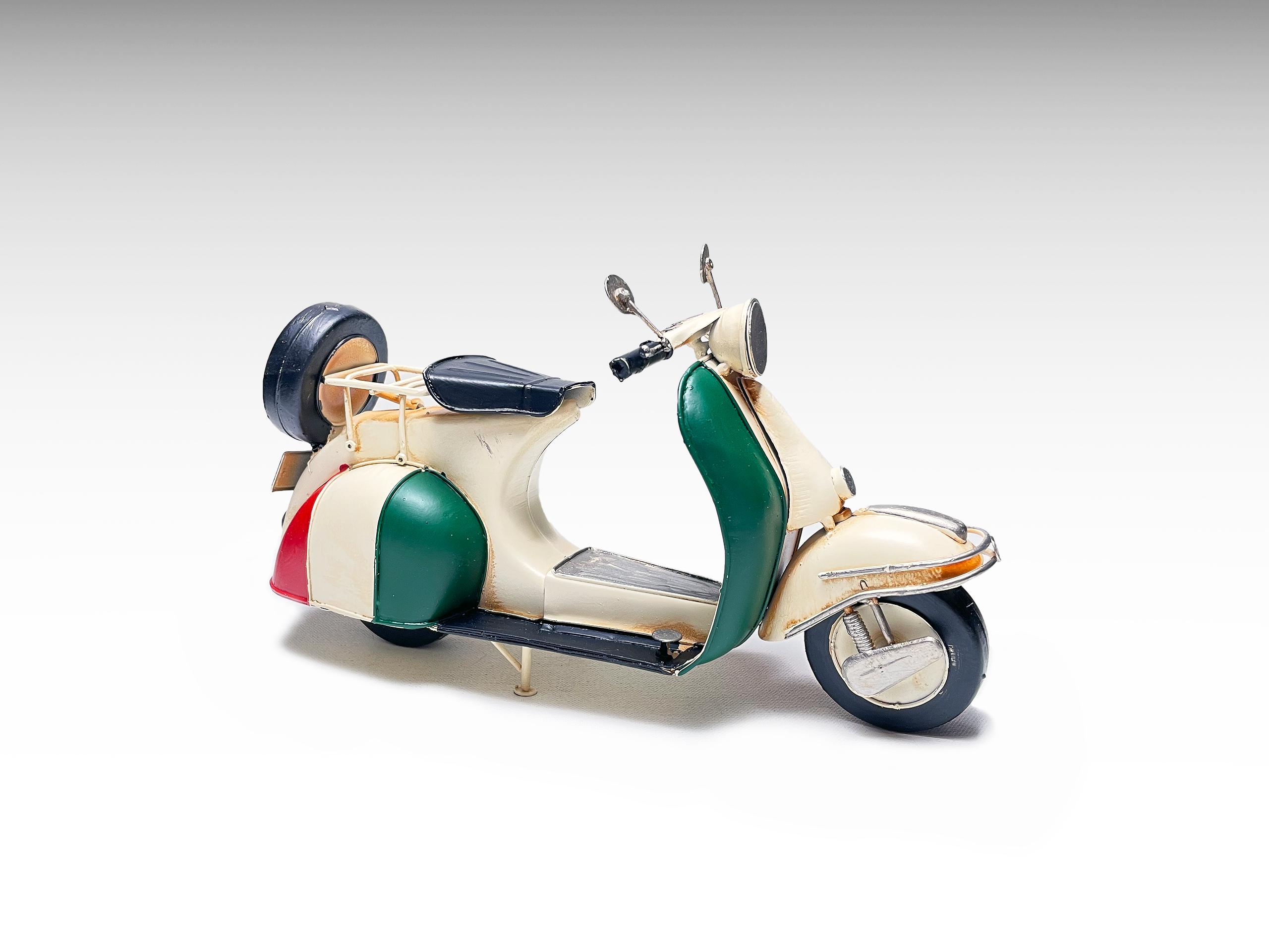 Red Vespa Miniature - Etsy display picture 1