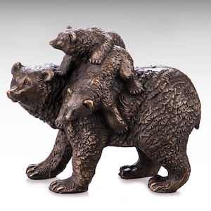Bear Family Bronze Sculpture Bronze Bear Statue, Modern Bronze Statue Grizzly Animal Figurine, Mama Bear with Cubs Interior Design Ornament
