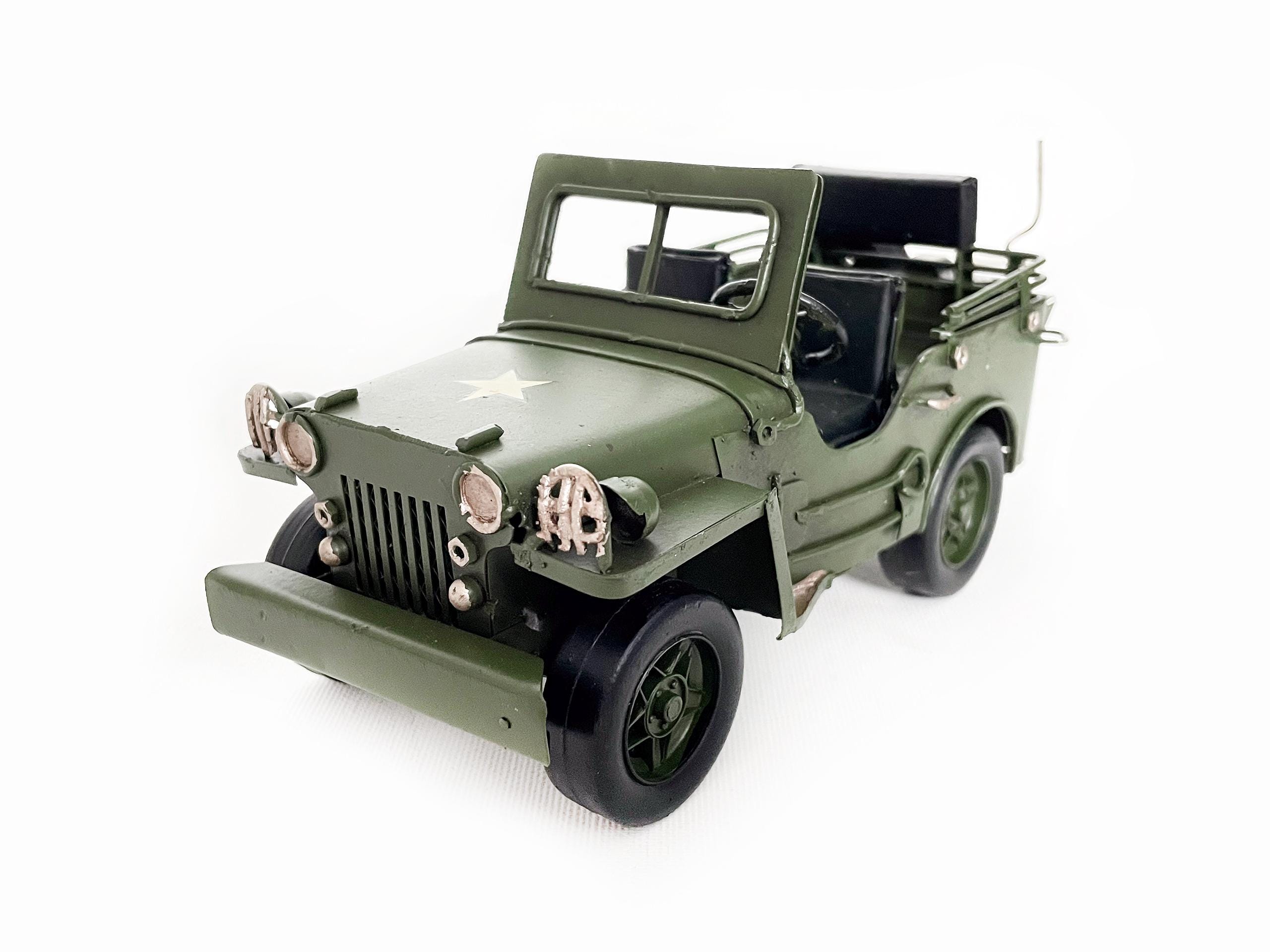 Jeep Militaire Jouet En Tôle Lithographiée – Clim – Fabricado Espana – époque 1944