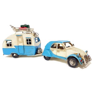 Metal Car Model with Caravan Blue Classic Car Travel Trailer, Metal Model Home Decor Scale Model, Vintage Collectible Toy Retro Holiday Car