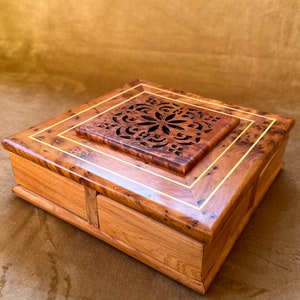 Moroccan Araar box four twist box jewelry box