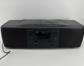 ビンテージ Magnavox (AZ-8020) ラジオ/カセット/CD ブームボックス（低音ブースト機能付き）動作確認済み