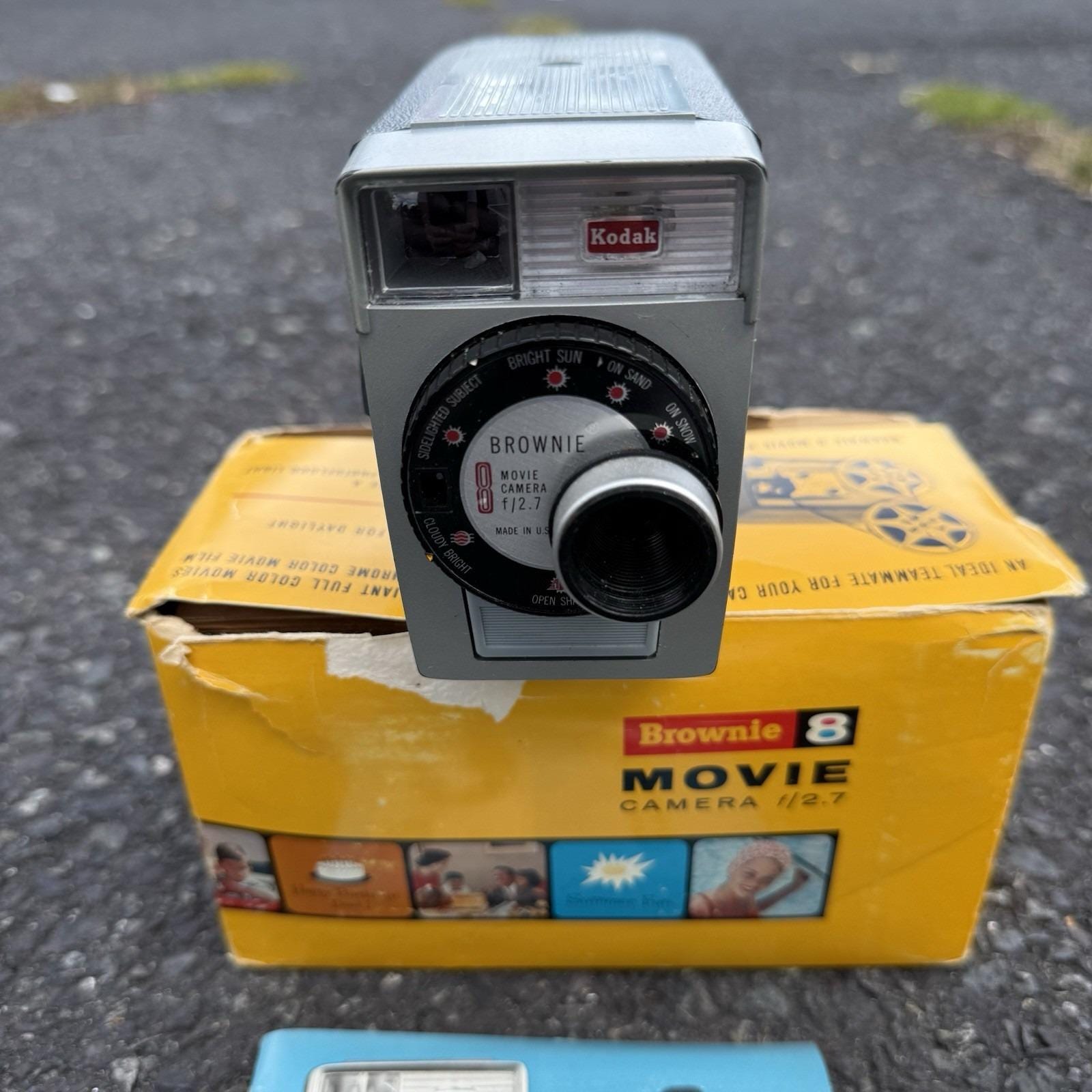 Caméra 8 Mm Kodak Brownie II, Objectif Angénieux F:1,9 12,5mm, Collection, Occasion