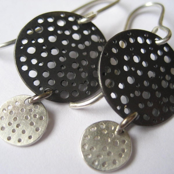 Black and white two disk earrings