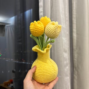 Mother&#39;s day Gift Handmade Crochet Flowers in pot, Plant Potted Decor, desk decoration, birthday Gift, Gift For Mom, Crochet Tulip