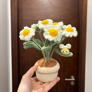 Positive Daisy Crochet Pot, Hand Knitted Flower, Daisy Crochet in Vase, Christmas gift for Wife, Mom, Girlfriend, Table Decor, Desk Decor