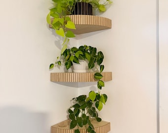floating fluted corner shelf (large)