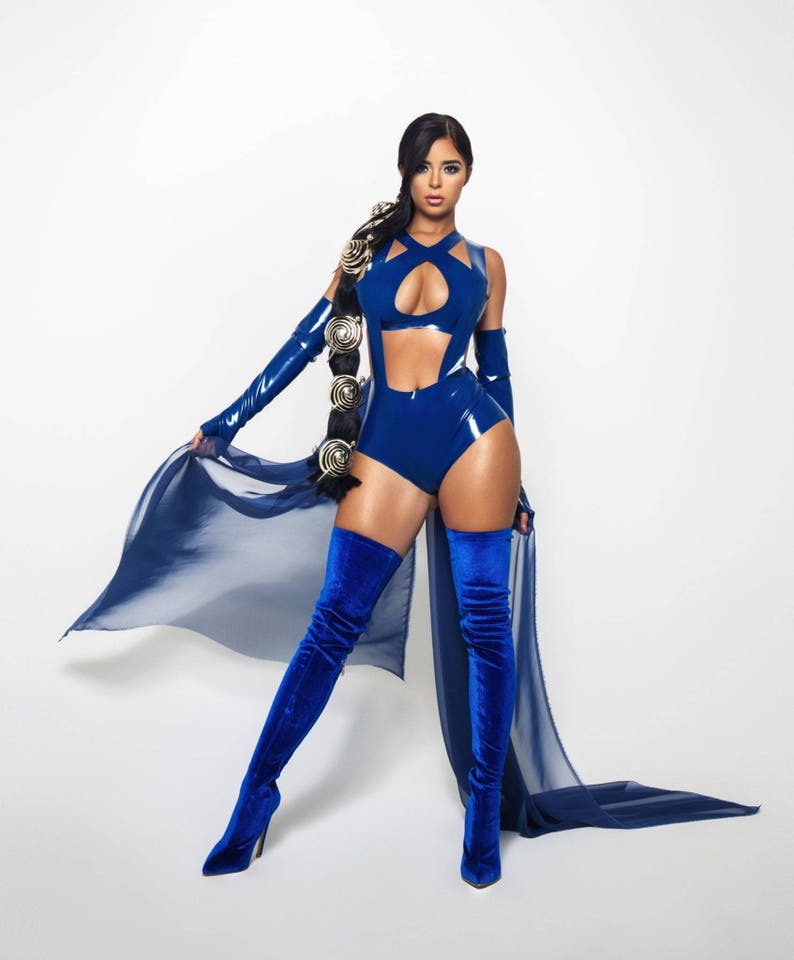 Latex Lingerie Kitana shorts with braces in Nightshade blue. image 3