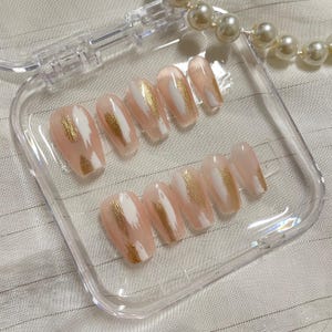 Press on nail - Pink paint