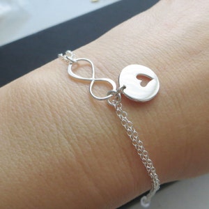 Mom wedding gift from daughter, rose gold Mother daughter infinity bracelets, heart cutout charm, mother of the bride gift from daughter image 4