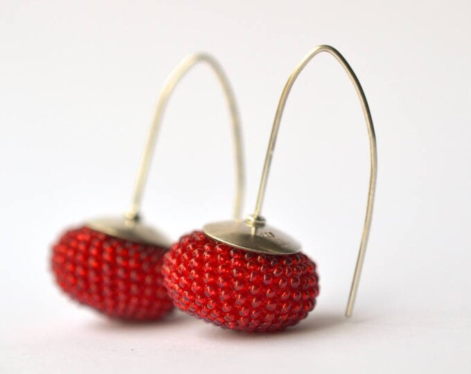 long Earrings poppy red