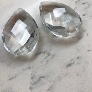Vintage chandelier crystals - 3